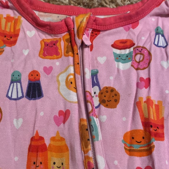 LITTLE BUM BUMS SLEEPER - Picture 2 of 5